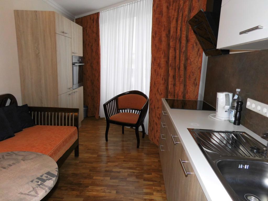 Aparthotel Guzulka & Restaurant Berlin Eksteriør billede