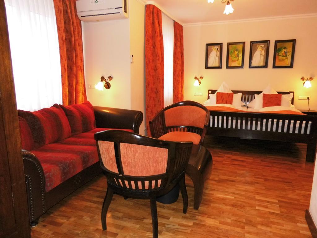 Aparthotel Guzulka & Restaurant Berlin Eksteriør billede
