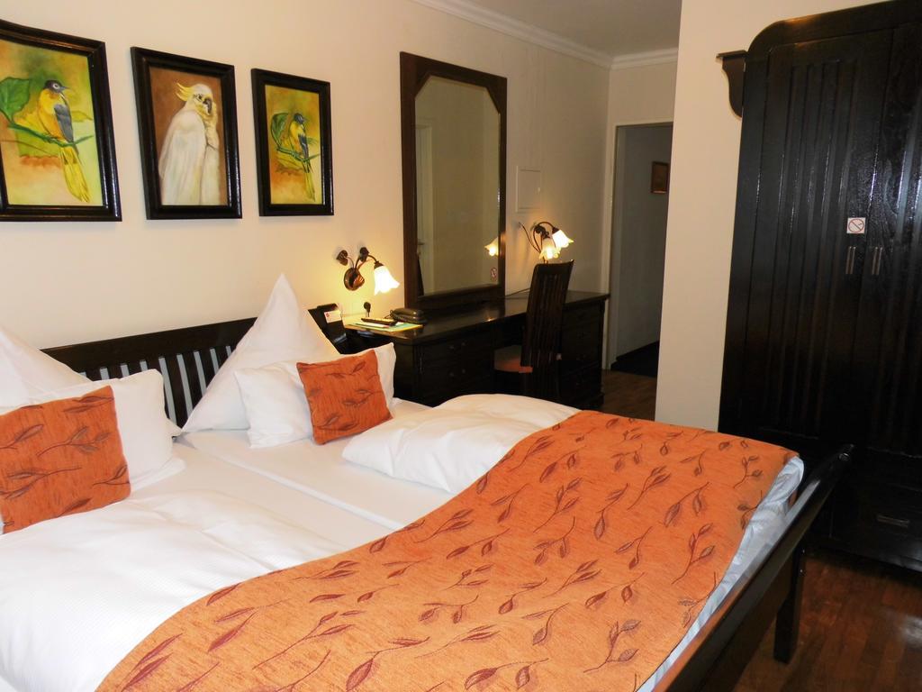 Aparthotel Guzulka & Restaurant Berlin Eksteriør billede