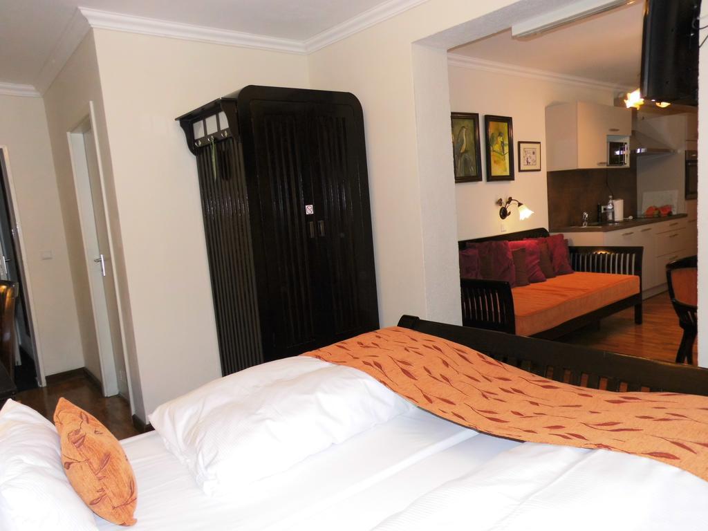 Aparthotel Guzulka & Restaurant Berlin Eksteriør billede