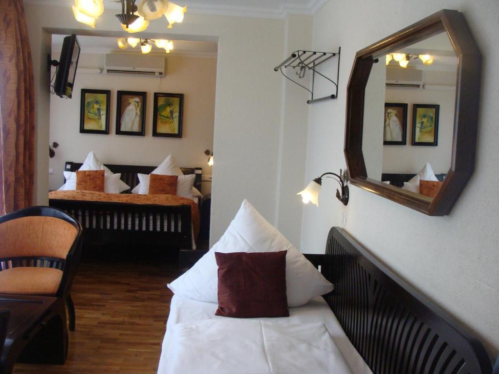 Aparthotel Guzulka & Restaurant Berlin Eksteriør billede