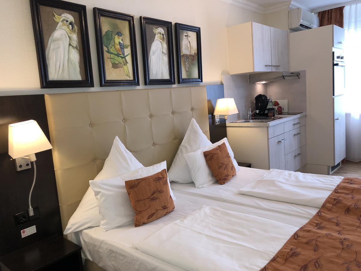 Aparthotel Guzulka & Restaurant Berlin Eksteriør billede